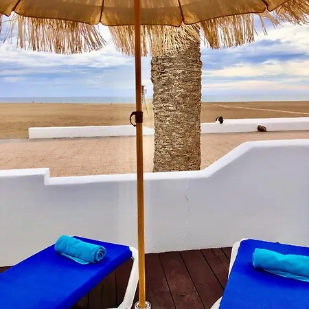 Appartement Luxury Sea Front Iii *