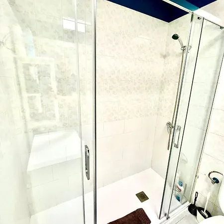 Luxury Sea Front Iii