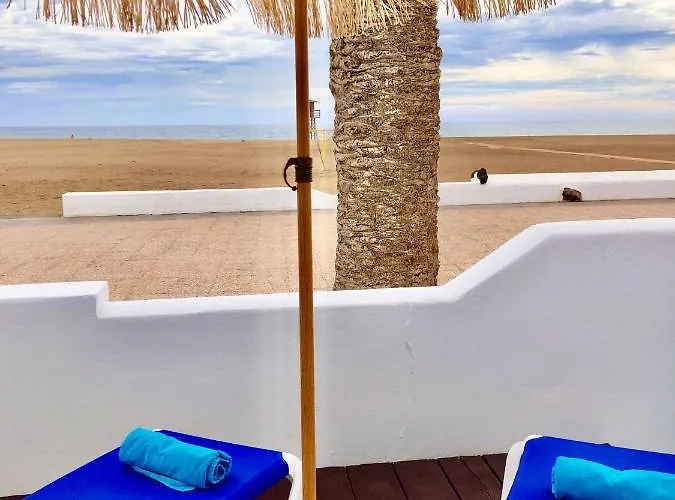 Apartment Luxury Sea Front Iii *